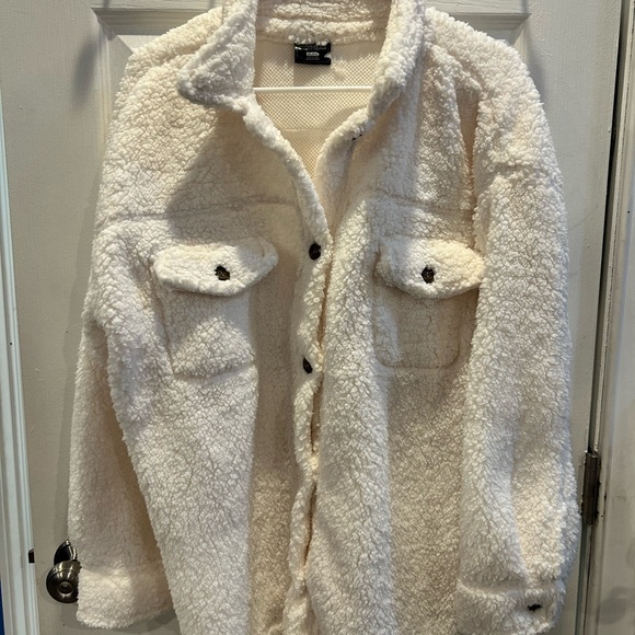 Lot of 32 Degrees Sherpa Jackets in Mauve & White M/L & XL/XXL - Picture 5 of 10